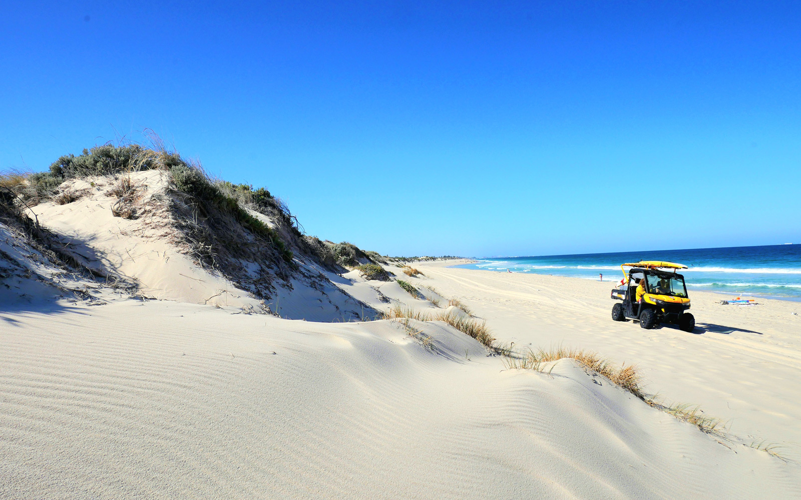 The sand dunes in Scarborough, Perth