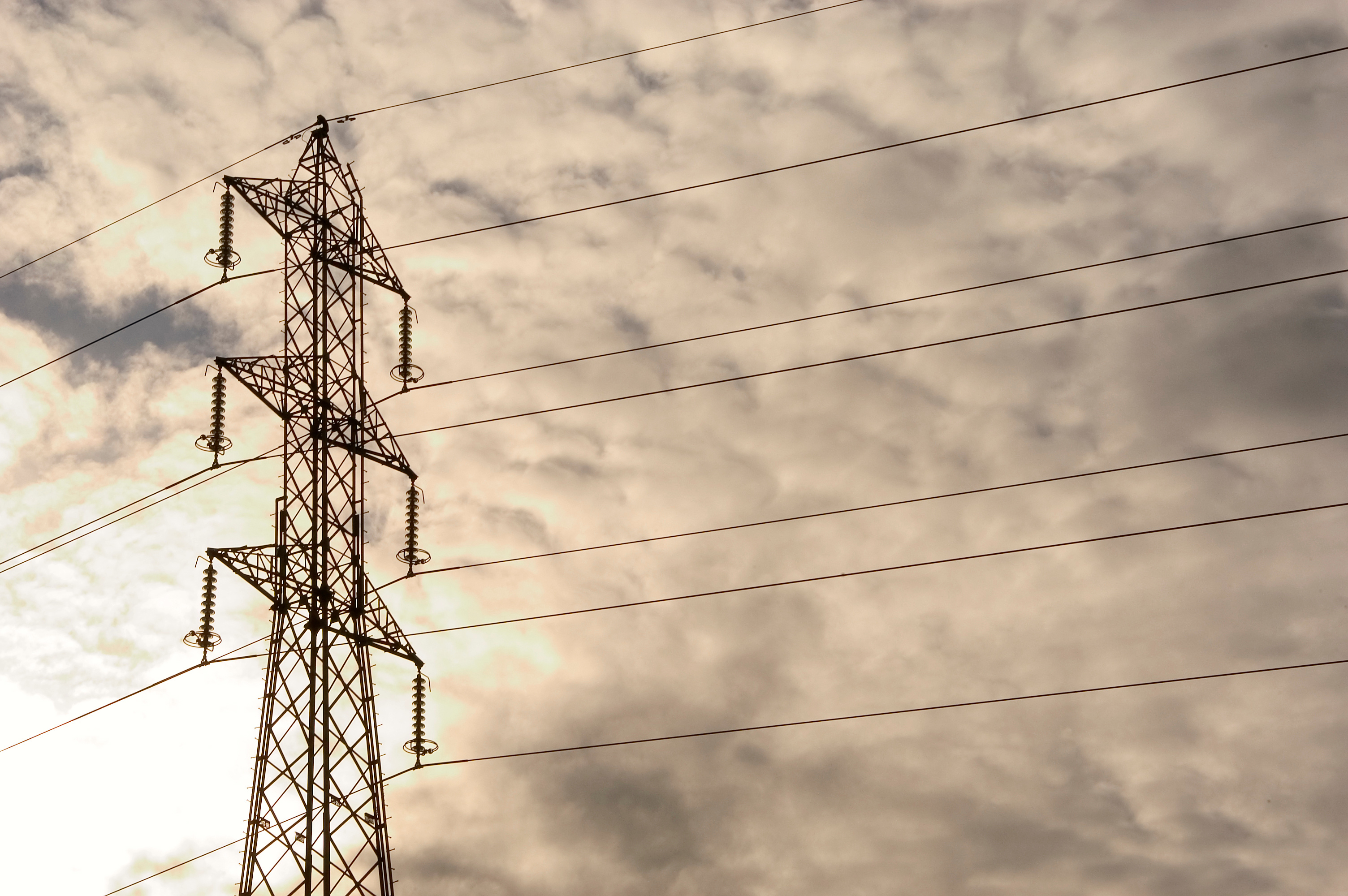 Powerlines in Ireland - Adobe Stock 1750589